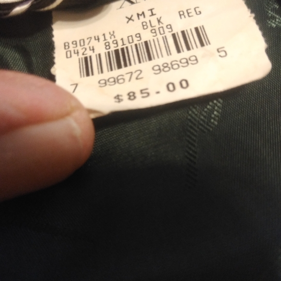 NWT XMI Men's Necktie - Picture 4 of 4